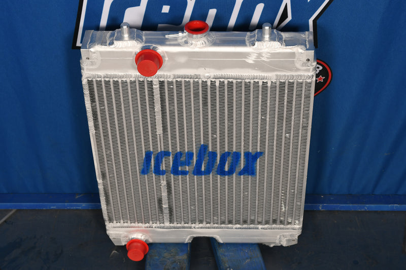 Load image into Gallery viewer, Kubota L3800D Radiator # 820047
