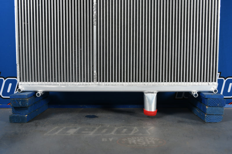 Load image into Gallery viewer, Peterbilt 388, 377, 378, 385, 387, 389, Radiator # 606061
