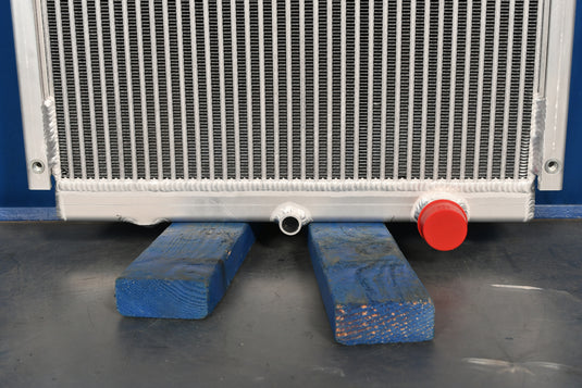 Peterbilt 220, T270 Radiator