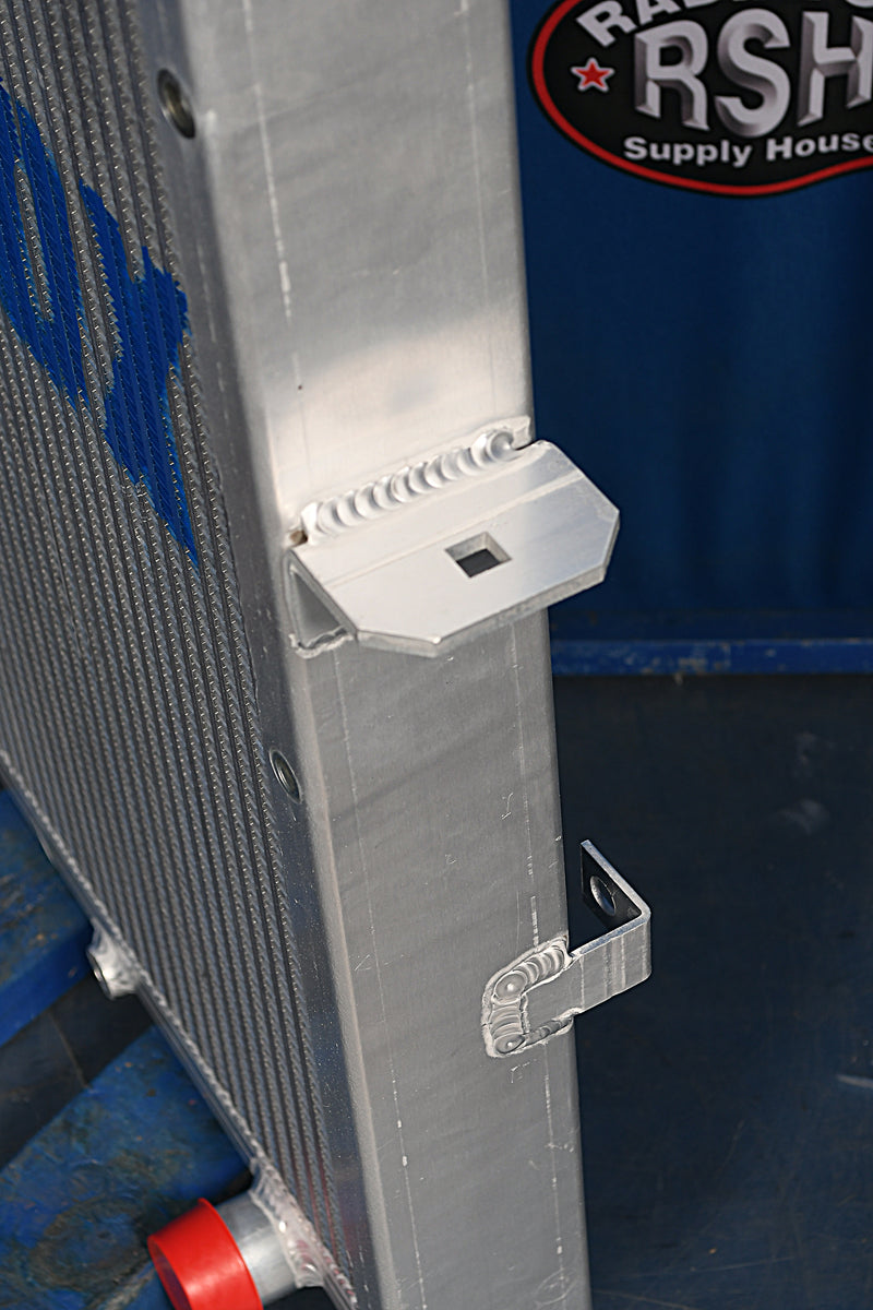 Load image into Gallery viewer, Peterbilt 220, T270 Radiator # 606118
