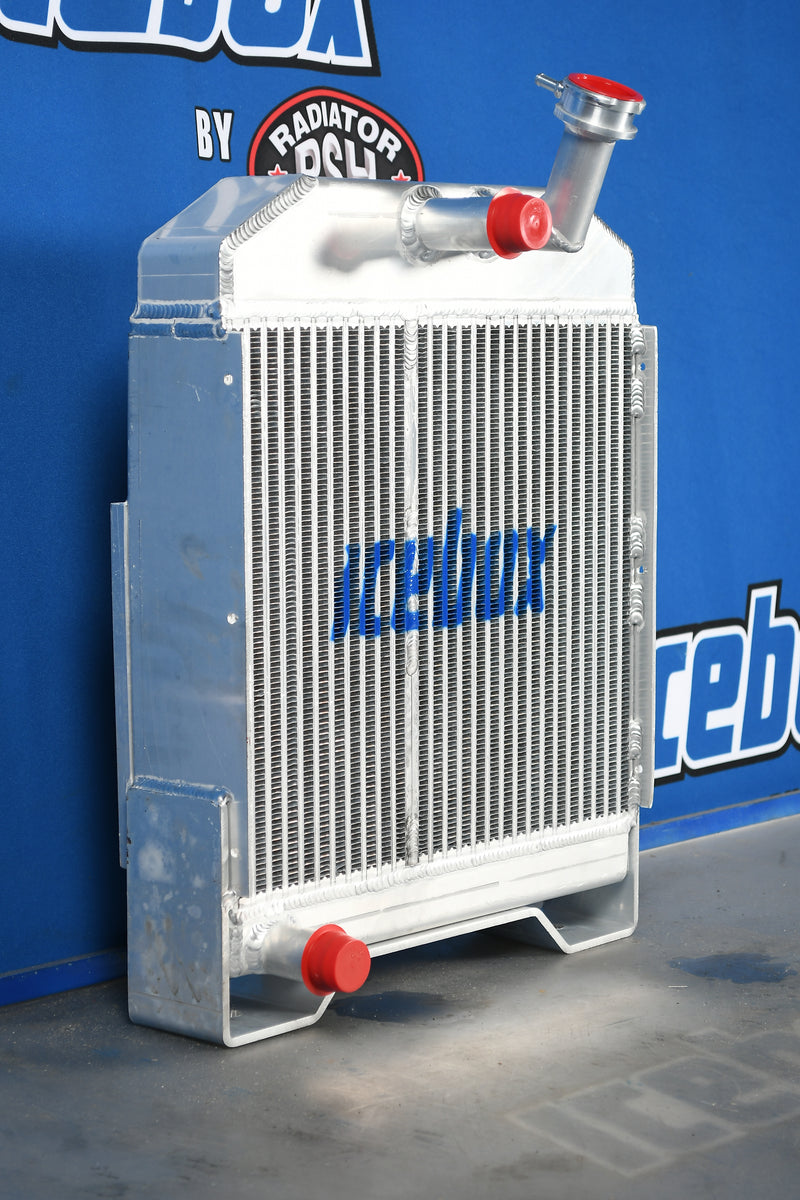 Load image into Gallery viewer, Massey Ferguson 200 Radiator # 960040
