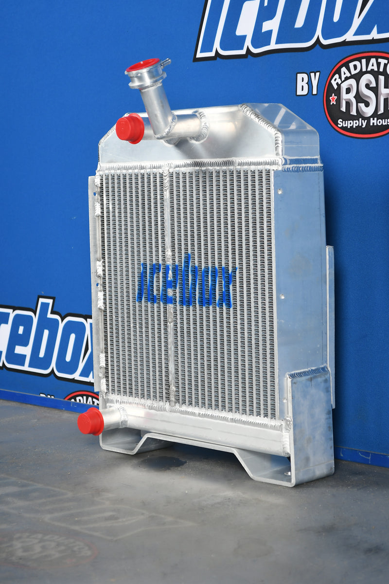 Load image into Gallery viewer, Massey Ferguson 200 Radiator # 960040
