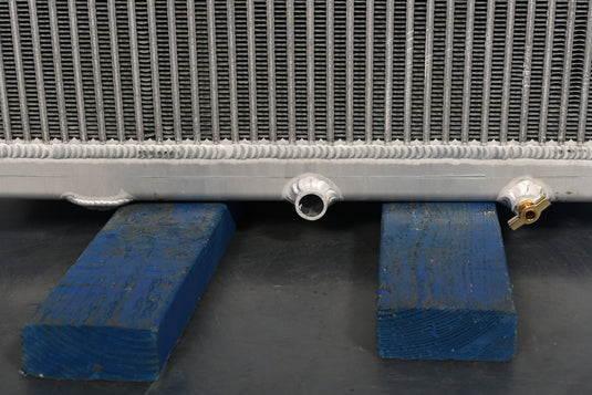 Peterbilt 220, T270 Radiator