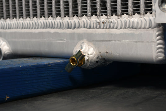 Peterbilt 220, T270 Radiator