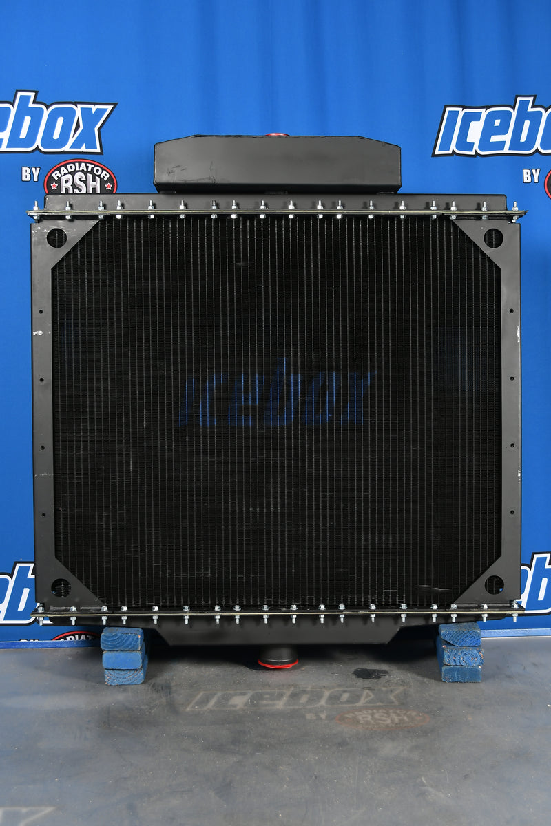 Load image into Gallery viewer, Kenworth W900 Radiator # 604081
