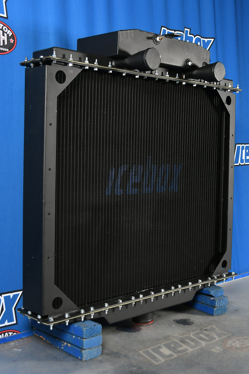 Load image into Gallery viewer, Kenworth W900 Radiator # 604081
