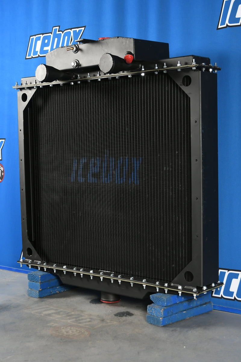 Load image into Gallery viewer, Kenworth W900 Radiator # 604081
