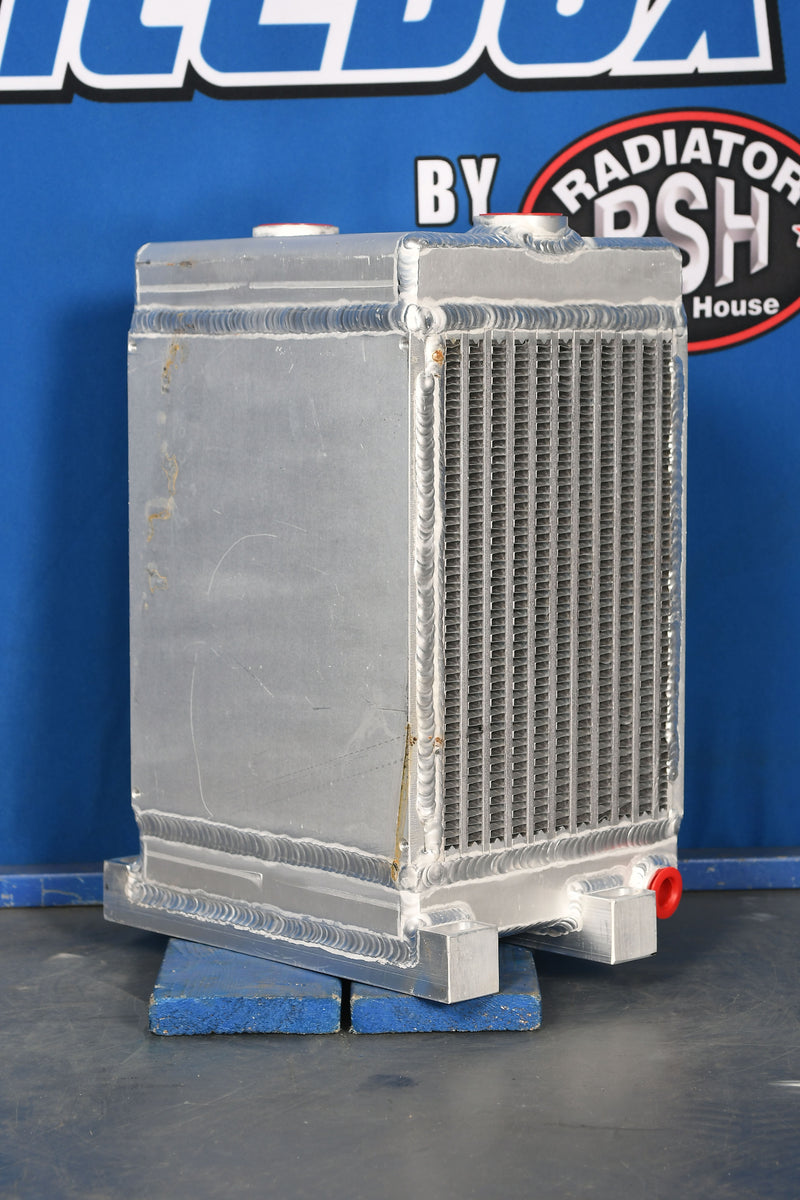 Load image into Gallery viewer, Deutz Oil Cooler # 990596
