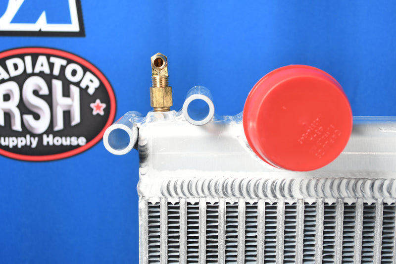 Load image into Gallery viewer, Freightliner Columbia Radiator # 601199
