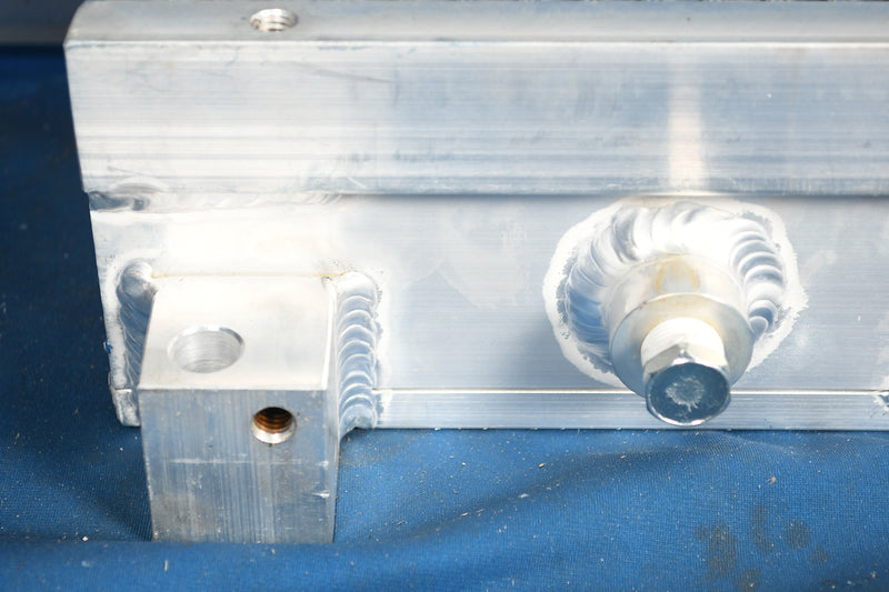 Load image into Gallery viewer, Caterpillar 657B Oil Cooler # 850652
