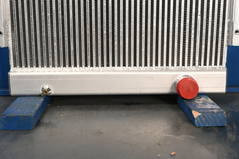 Load image into Gallery viewer, John Deere PowerTech 6.8L Radiator # 870499
