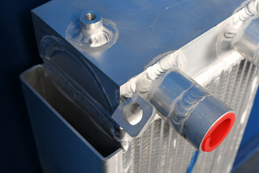 Caterpillar D4G, D5G Oil Cooler