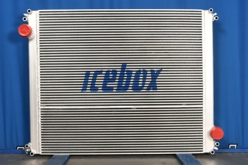 Load image into Gallery viewer, Freightliner Motorhome Radiator # 601424
