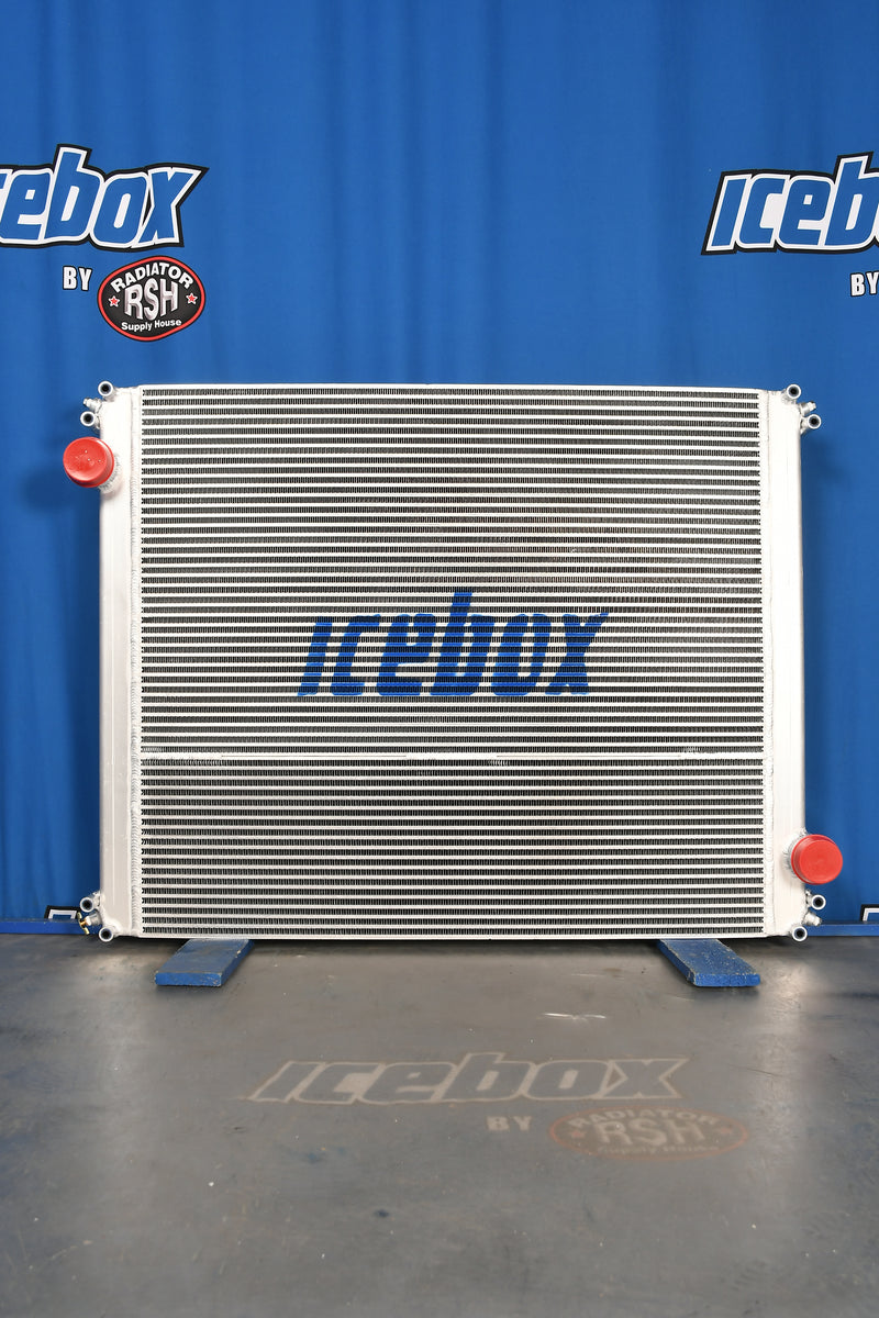 Load image into Gallery viewer, Freightliner Motorhome Radiator # 601424

