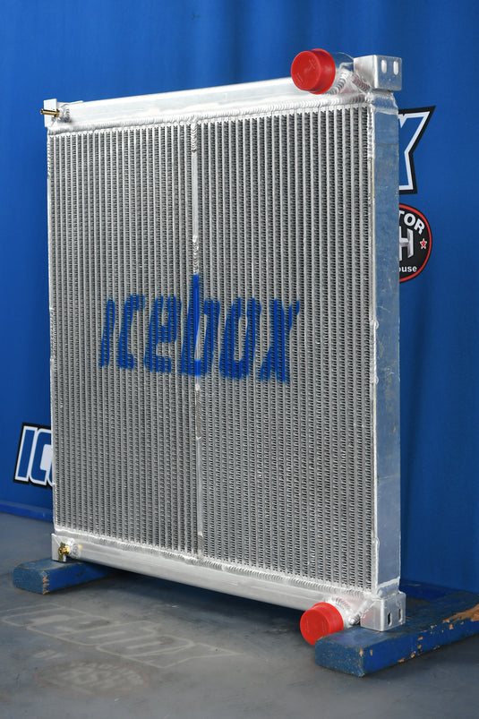 Ford B500, B600, B700, B800, F600, Radiator
