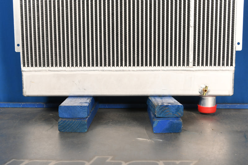Load image into Gallery viewer, Universal Hay Squeeze Radiator # 820288
