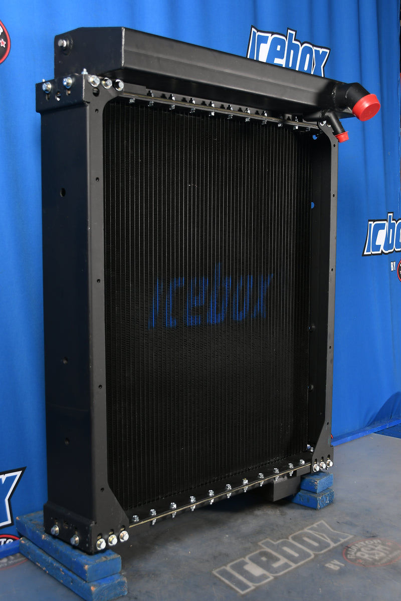 Load image into Gallery viewer, Freightliner Radiator # 601513
