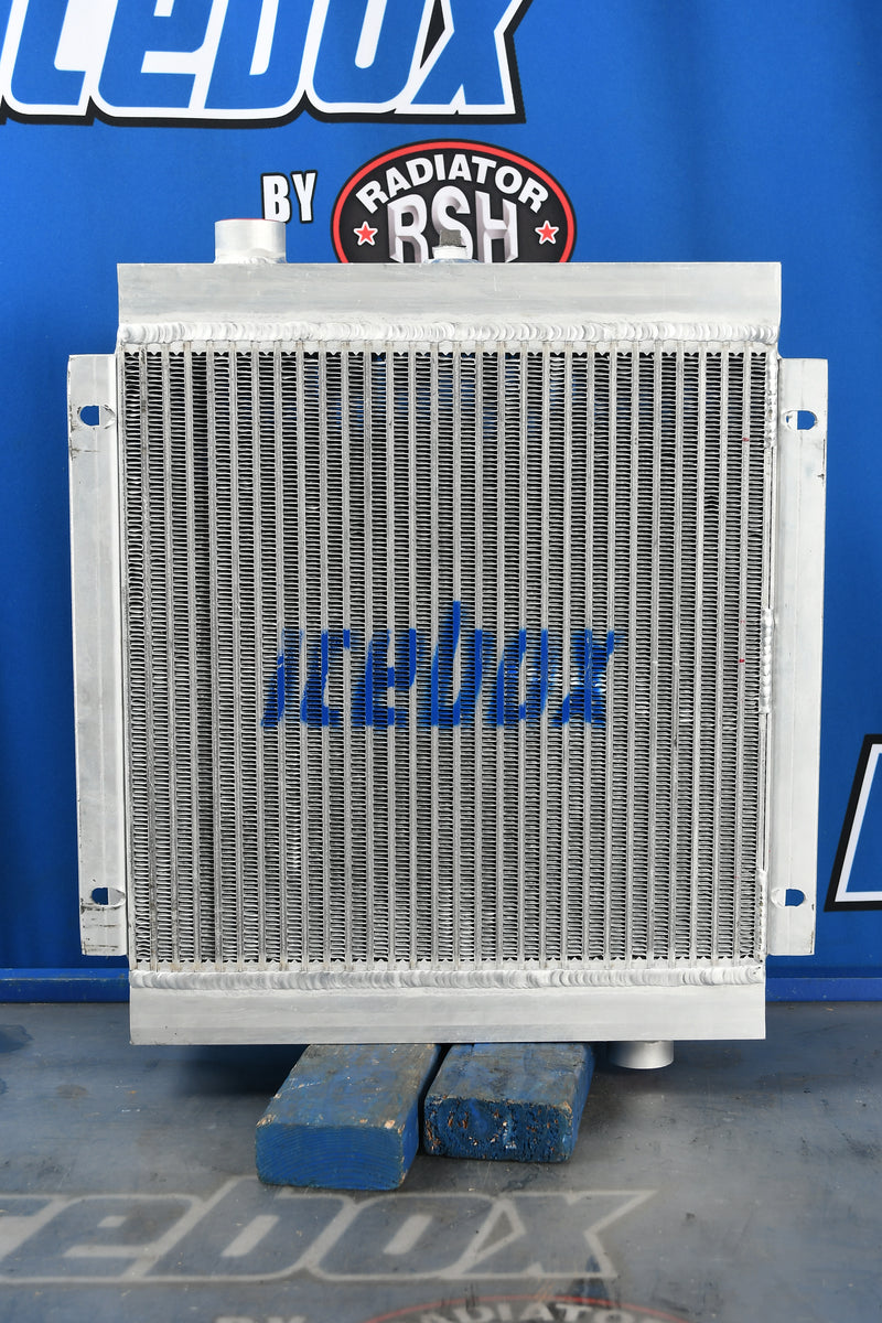 Load image into Gallery viewer, Universal Wireline Frac Truck Oil Cooler # 990569
