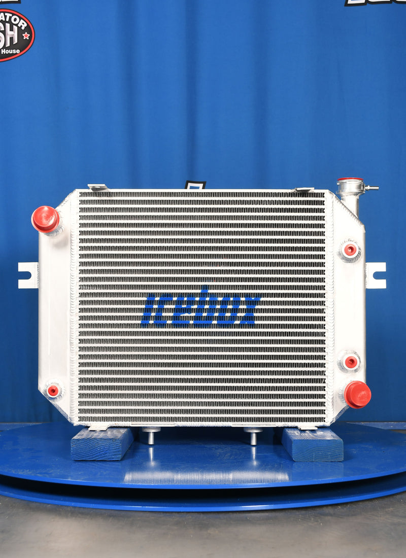 Load image into Gallery viewer, Lonking Forklift Radiator # 940265
