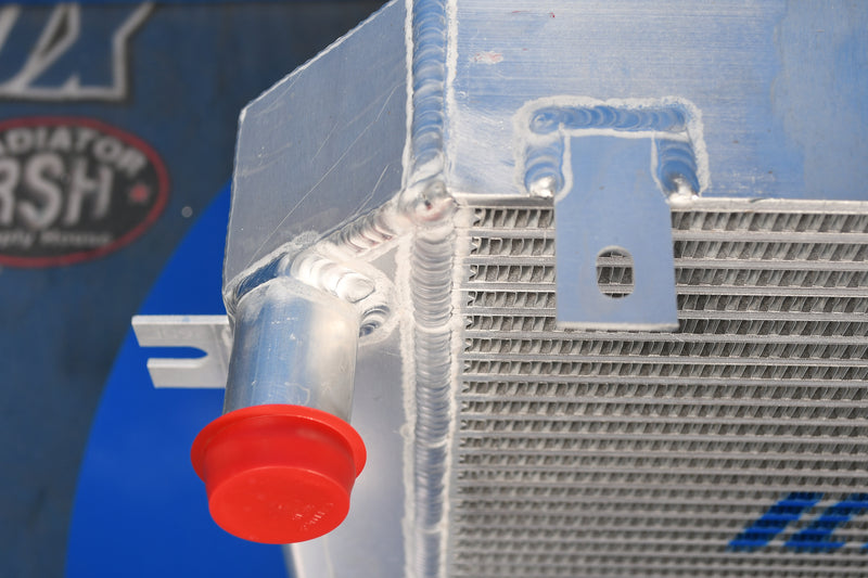 Load image into Gallery viewer, Lonking Forklift Radiator # 940265
