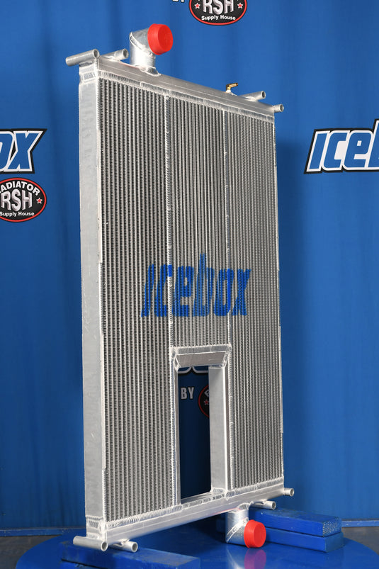 Peterbilt 320, T660 Radiator