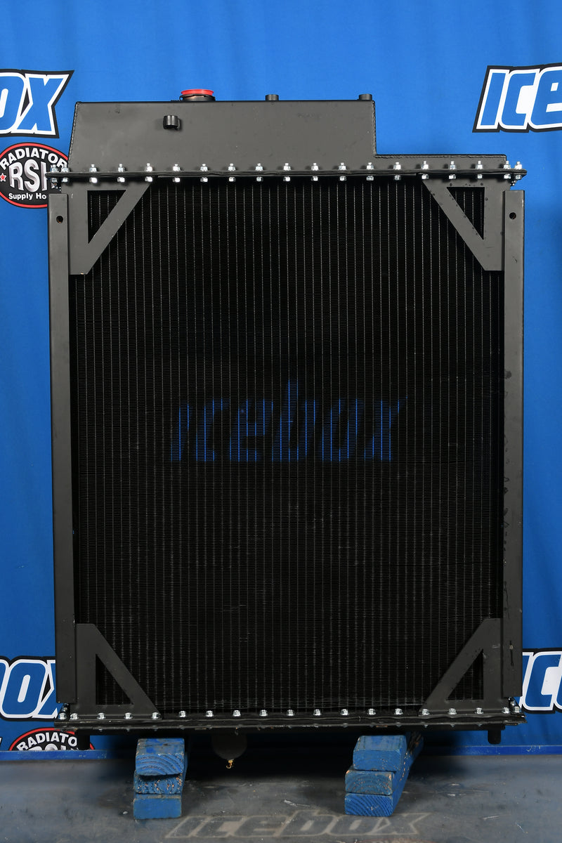 Load image into Gallery viewer, John Deere 8760 Radiator # 870239
