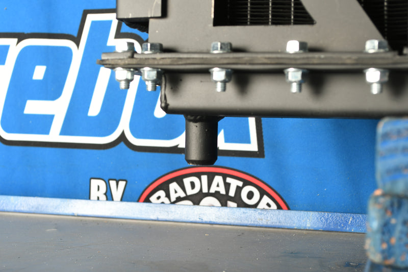 Load image into Gallery viewer, John Deere 8760 Radiator # 870239
