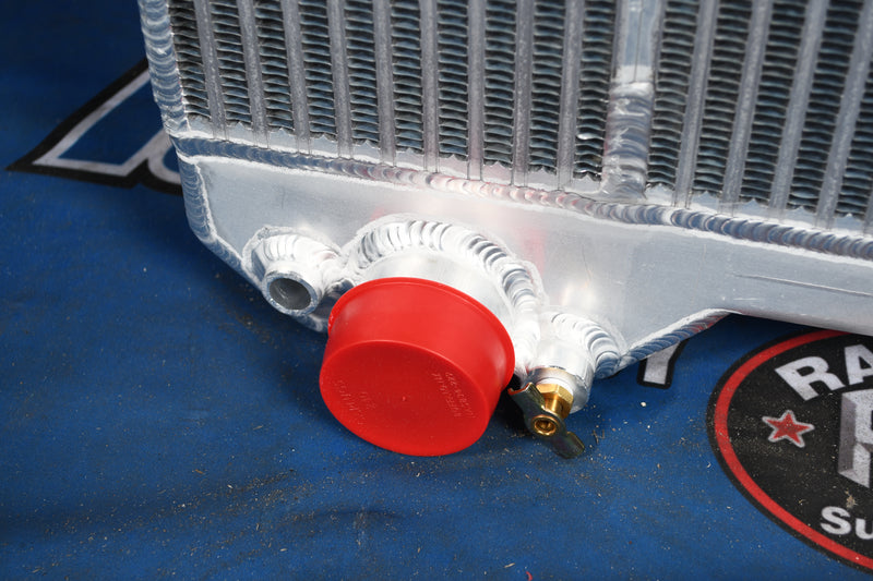 Load image into Gallery viewer, Onan Generator W/ Cummins Radiator # 990025
