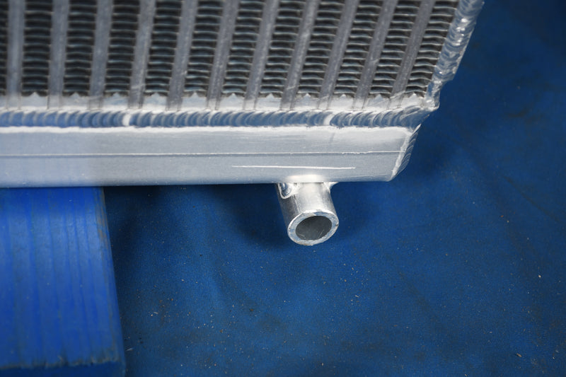 Load image into Gallery viewer, Onan Generator W/ Cummins Radiator # 990025
