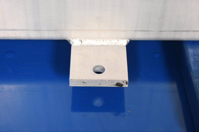 Load image into Gallery viewer, Detroit Radiator # 990611
