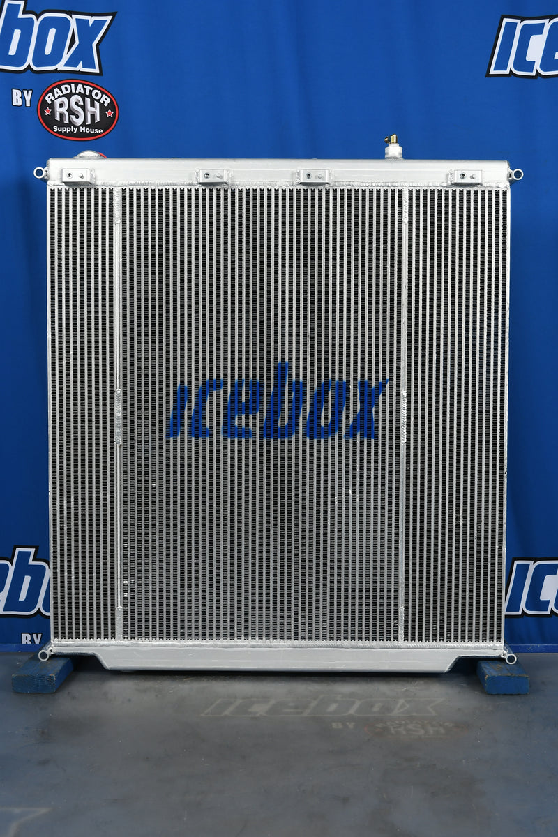 Load image into Gallery viewer, Freightliner Radiator # 601442
