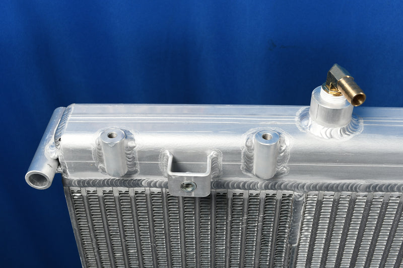 Load image into Gallery viewer, Freightliner Radiator # 601442
