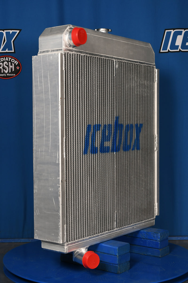 Load image into Gallery viewer, John Deere 644B Radiator # 870134

