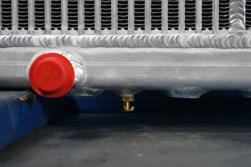 Load image into Gallery viewer, Kubota Radiator # 820237
