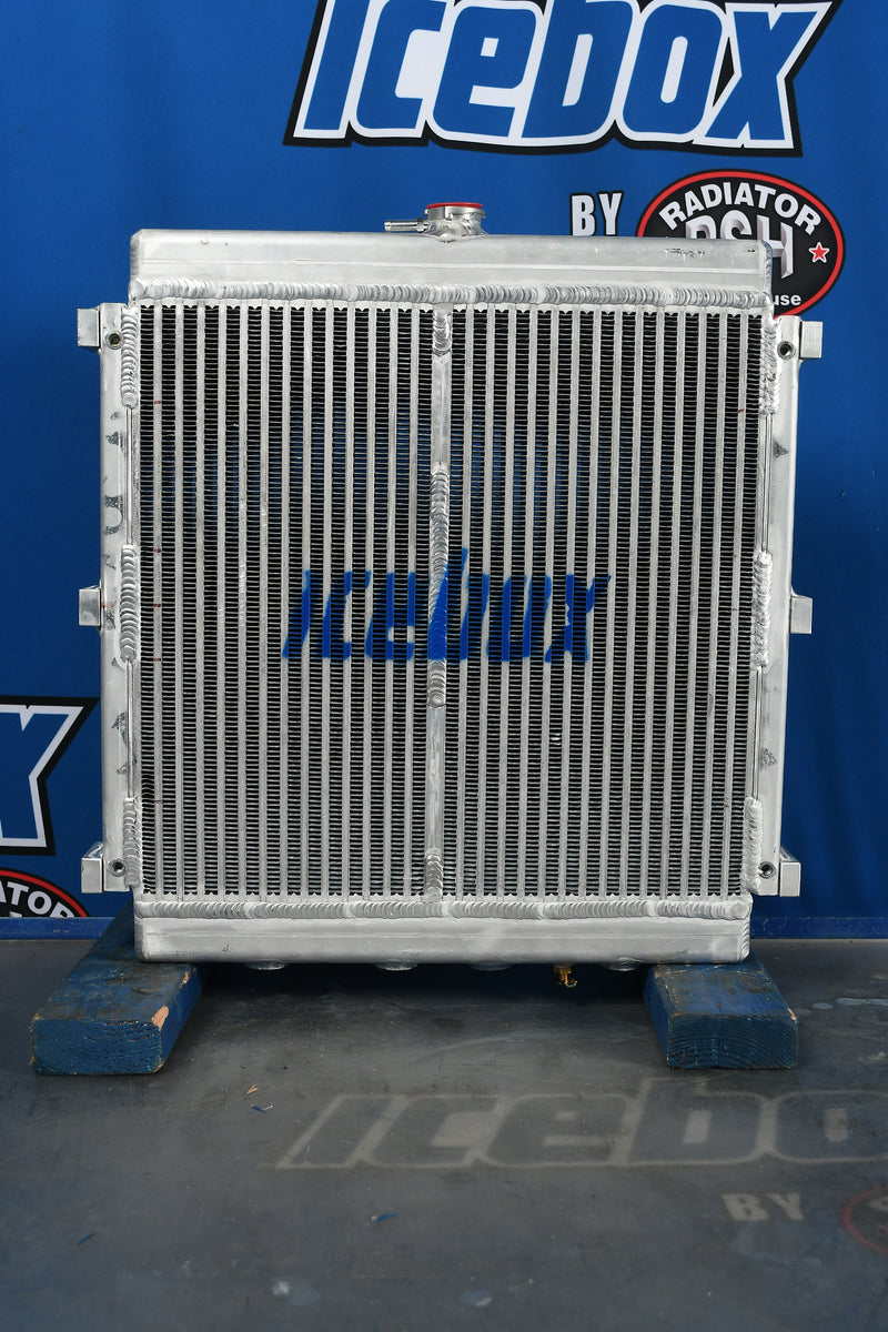 Load image into Gallery viewer, Kubota Radiator # 820237
