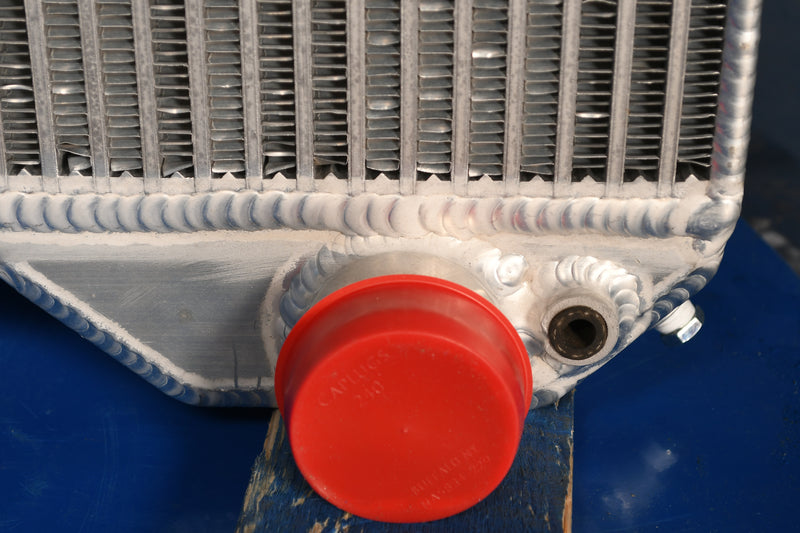 Load image into Gallery viewer, Case 8010 Radiator # 845245
