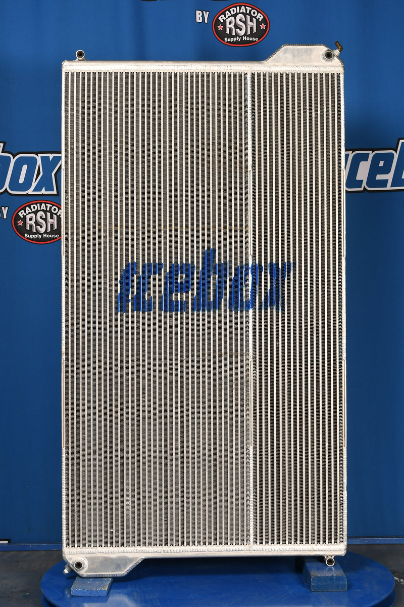 Load image into Gallery viewer, Case 8010 Radiator # 845245
