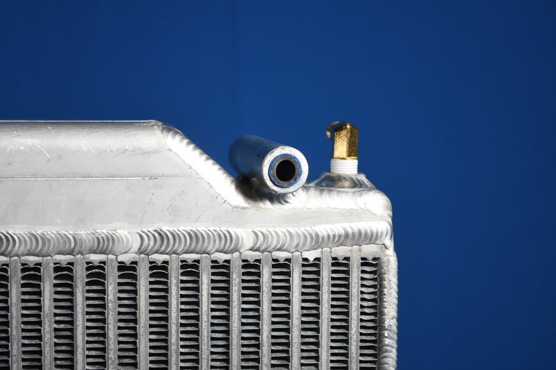 Load image into Gallery viewer, Freightliner FLD, Century, Business Class Radiator # 601024
