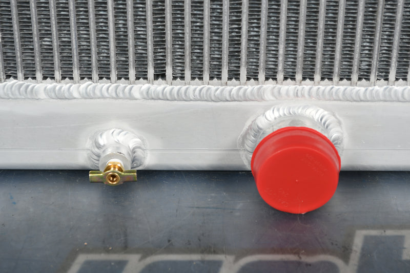 Load image into Gallery viewer, Case 485 Radiator # 845249
