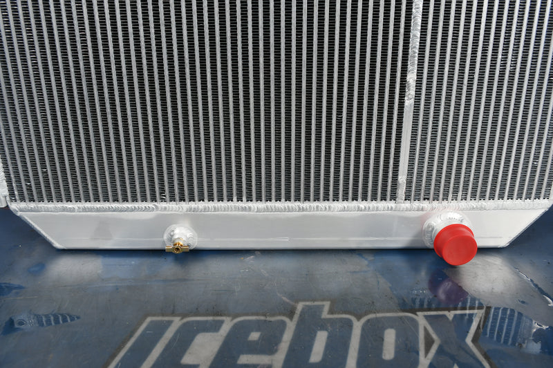 Load image into Gallery viewer, Caterpillar 322L Radiator # 850445
