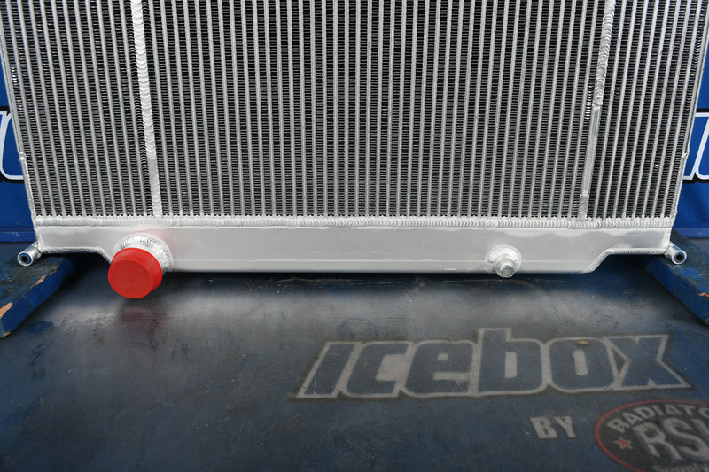 Load image into Gallery viewer, Freightliner Radiator # 601497
