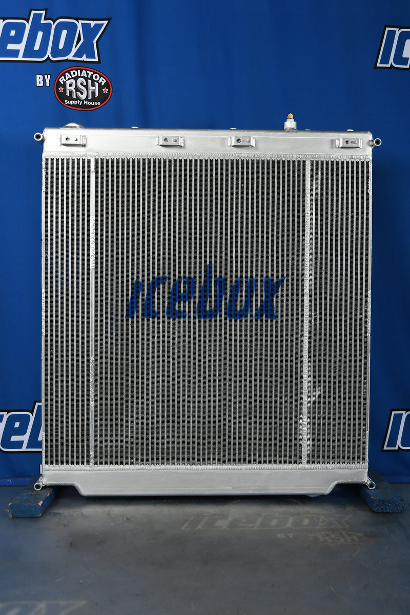 Load image into Gallery viewer, Freightliner Radiator # 601497
