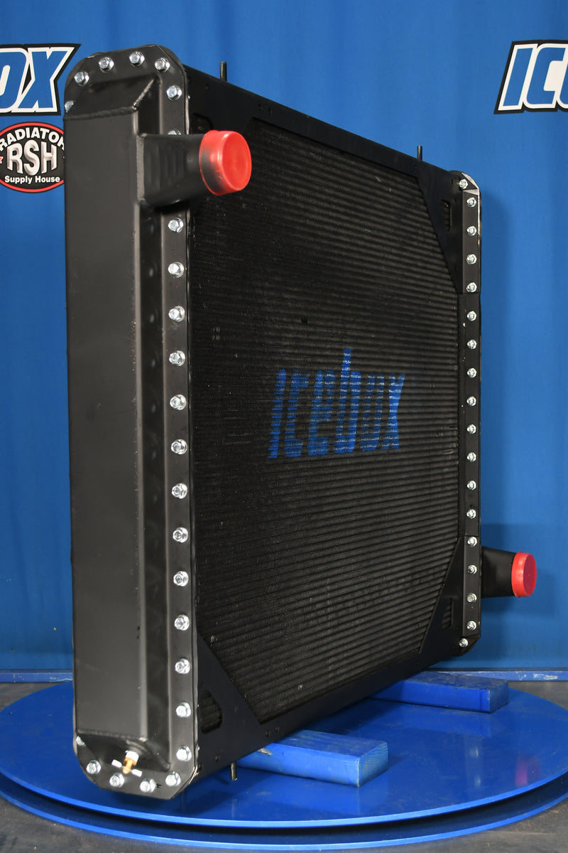 Load image into Gallery viewer, Freightliner Classic Radiator # 601013
