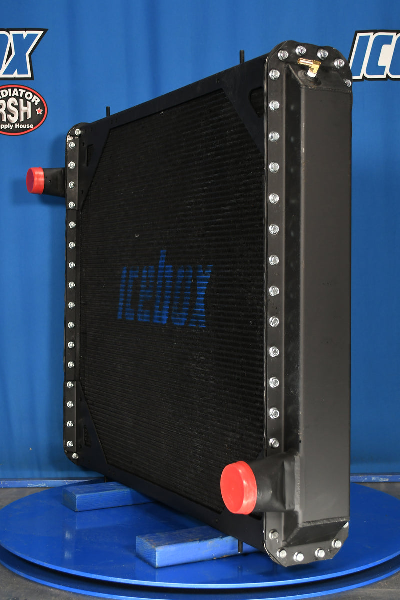 Load image into Gallery viewer, Freightliner Classic Radiator # 601013
