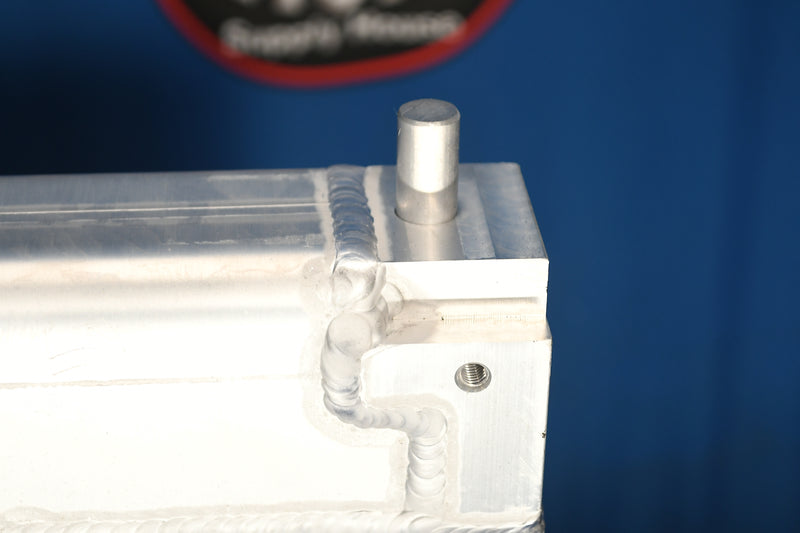 Load image into Gallery viewer, Niffty Lift SD50 Radiator # 940115
