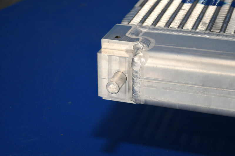 Load image into Gallery viewer, Niffty Lift SD50 Radiator # 940115
