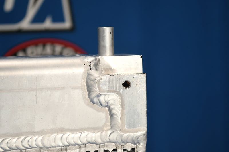 Load image into Gallery viewer, Niffty Lift SD50 Radiator # 940115
