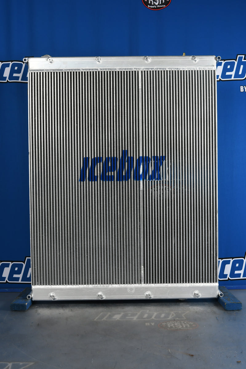 Load image into Gallery viewer, Freightliner Radiator # 601514
