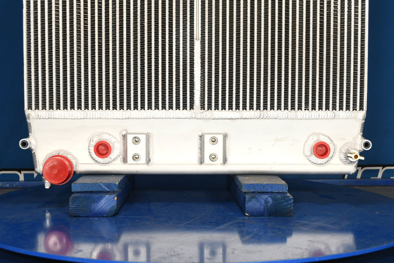 Load image into Gallery viewer, Freightliner Radiator # 601438
