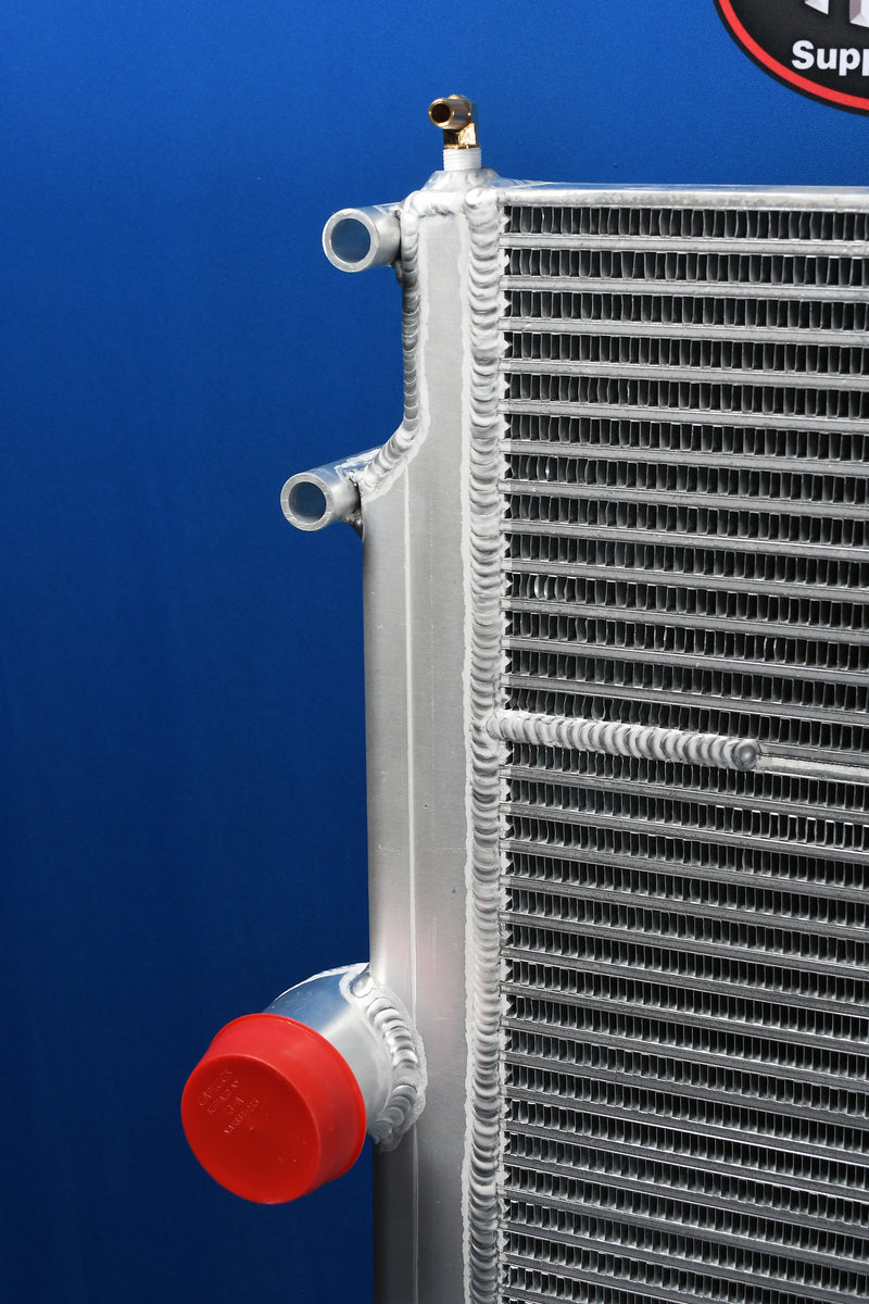 Load image into Gallery viewer, Kenworth T-800W Radiator # 604083
